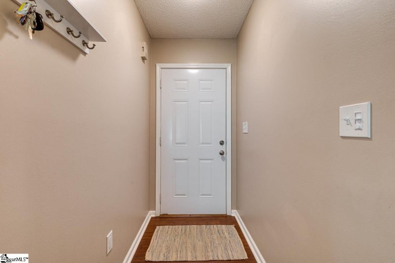 Property image 5 at 20 Lantern Lane, Greer, SC 29651