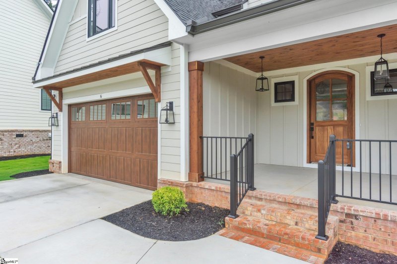 Property image 3 at 6 Angelo Court, Greenville, SC 29607