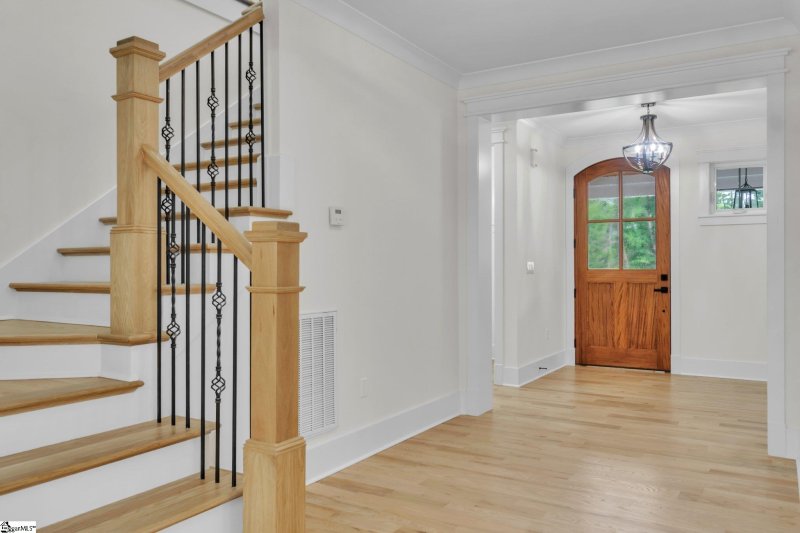 Property image 5 at 6 Angelo Court, Greenville, SC 29607
