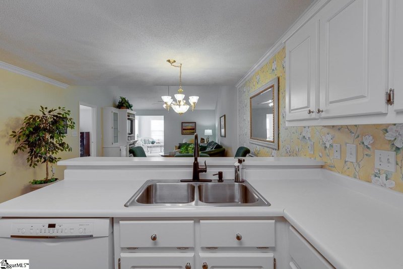 Property image 5 at 23 Magnolia Crest Drive, Simpsonville, SC 29681