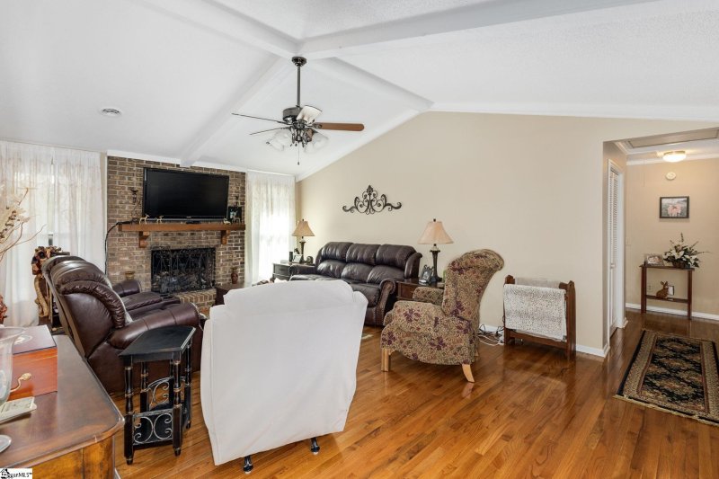 Property image 5 at 112 Sunningdale Court, Easley, SC 29642