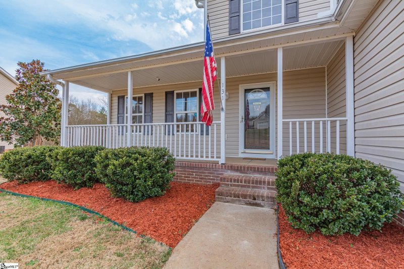 Property image 2 at 131 Brooke Lee Circle, Taylors, SC 29687