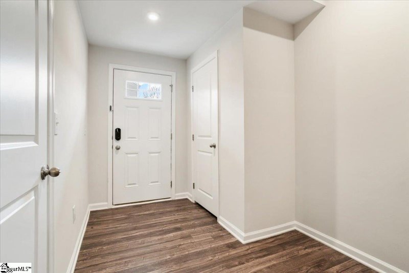 Property image 5 at 207 Brooklane Court, Easley, SC 29642