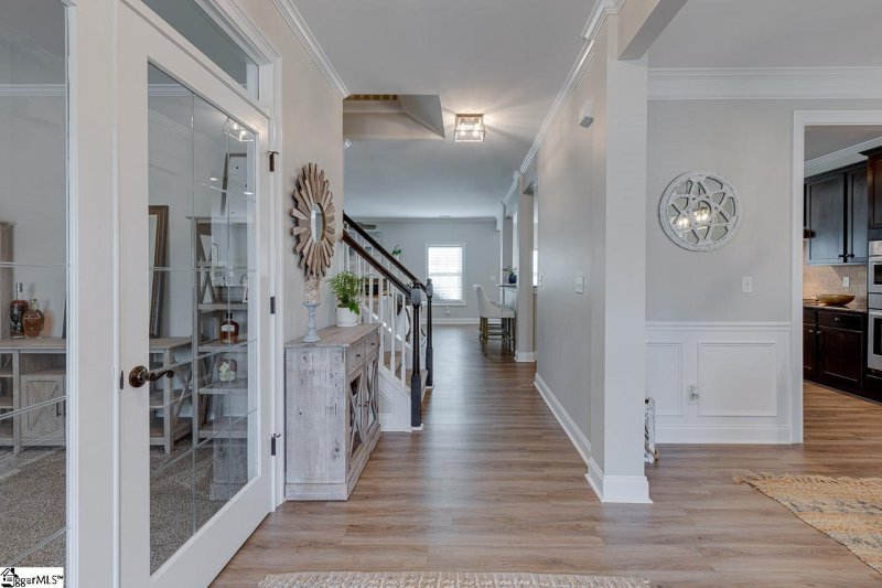 Property image 2 at 186 Raven Falls Lane, Simpsonville, SC 29681