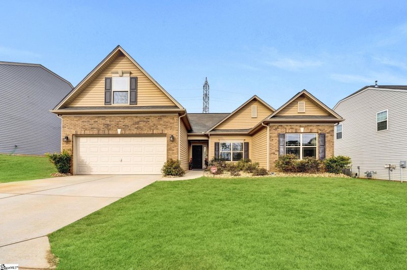 Property image 2 at 100 Talisker Way, Greenville, SC 29607