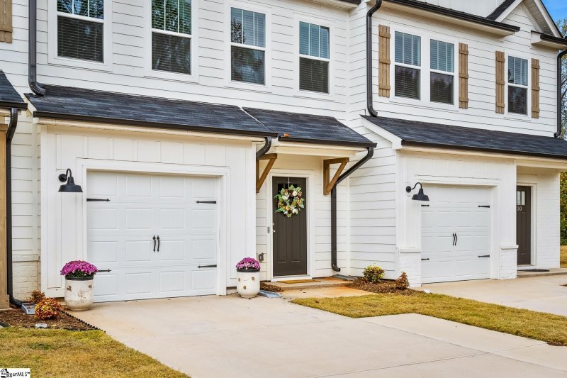 Property image 3 at 32 Grey Oak Trail, Greer, SC 29650-000