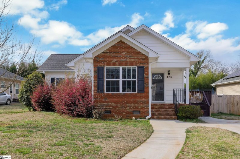 Property image 3 at 325 O'Conner Court, Greenville, SC 29609