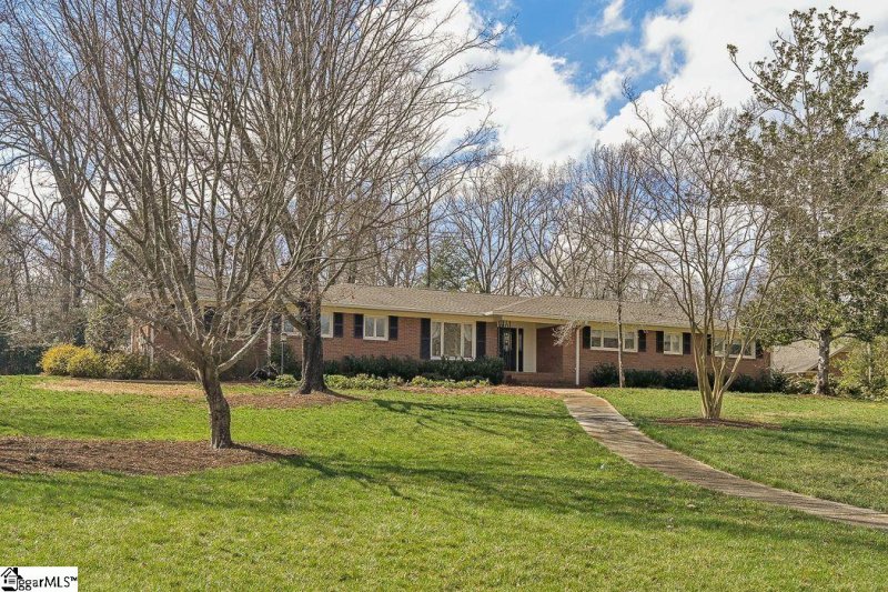15 Stonybrook Drive