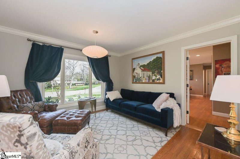 Property image 4 at 15 Stonybrook Drive, Greenville, SC 29615