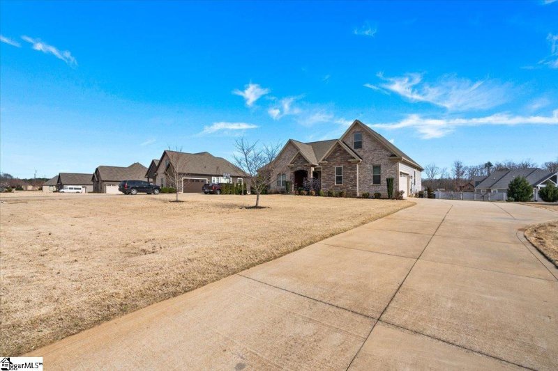 Property image 3 at 504 Double Bridge Road, Boiling Springs, SC 29316