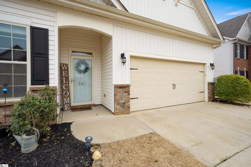 Property image 5 at 147 Willowbottom Drive, Greer, SC 29651