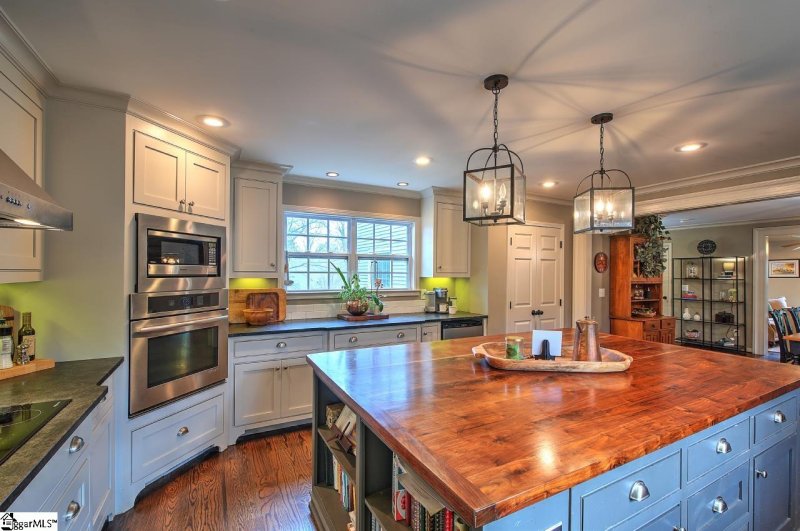 Property image 3 at 6 Bramble Court, Greenville, SC 29615