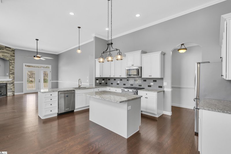 Property image 4 of 709 Maya Street in Glen Lake, Boiling Springs, SC 29316