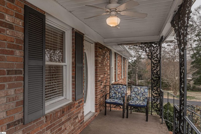Property image 3 at 301 Sunset Drive, Easley, SC 29640