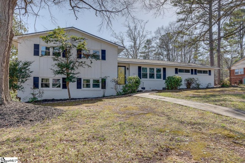 Property image 3 at 212 River Drive, Williamston, SC 29697-2021