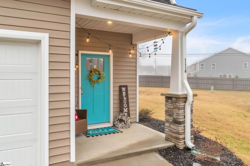 Property image 2 at 114 Addington Lane, Simpsonville, SC 29681