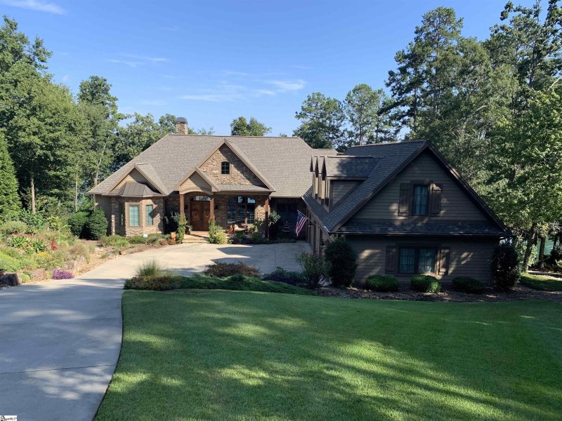 420 E Waterside Drive