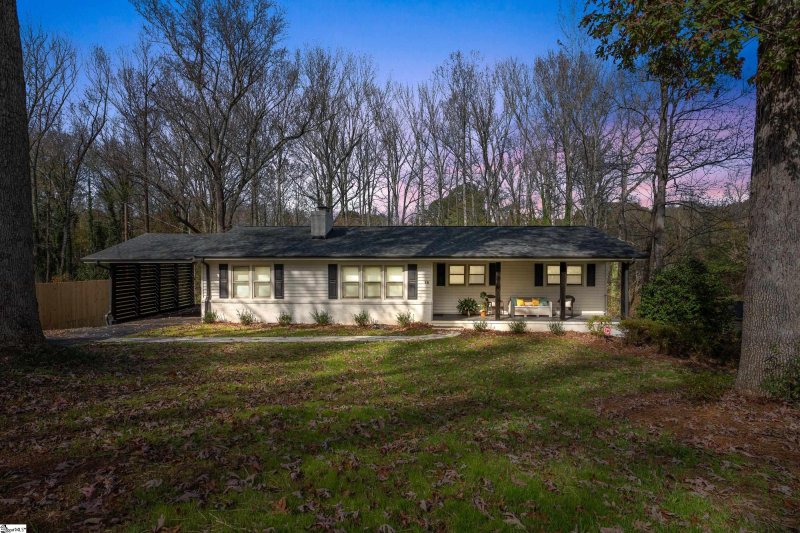 Property image 2 at 18 Miracle Drive, Greenville, SC 29605