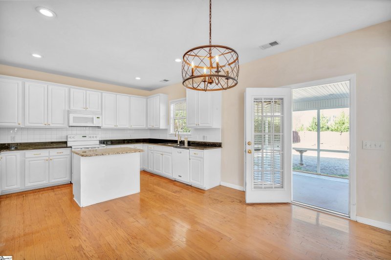 Property image 5 at 21 Collier Lane, Greer, SC 29650