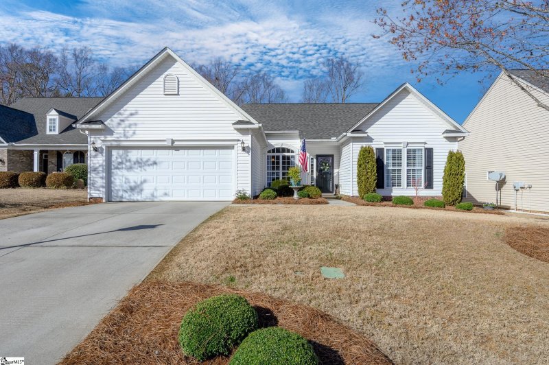 Property image 3 at 4 Bamburgh Brae Court, Simpsonville, SC 29681