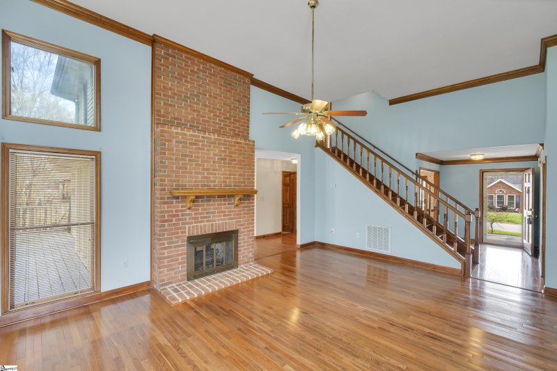 Property image 2 at 107 Chenoweth Drive, Simpsonville, SC 29681