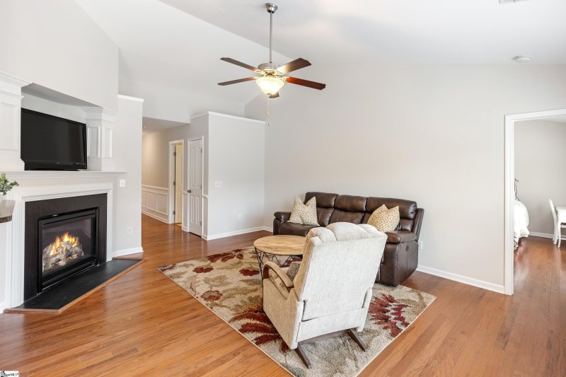 Property image 4 at 152 Portland Falls Drive, Simpsonville, SC 29680