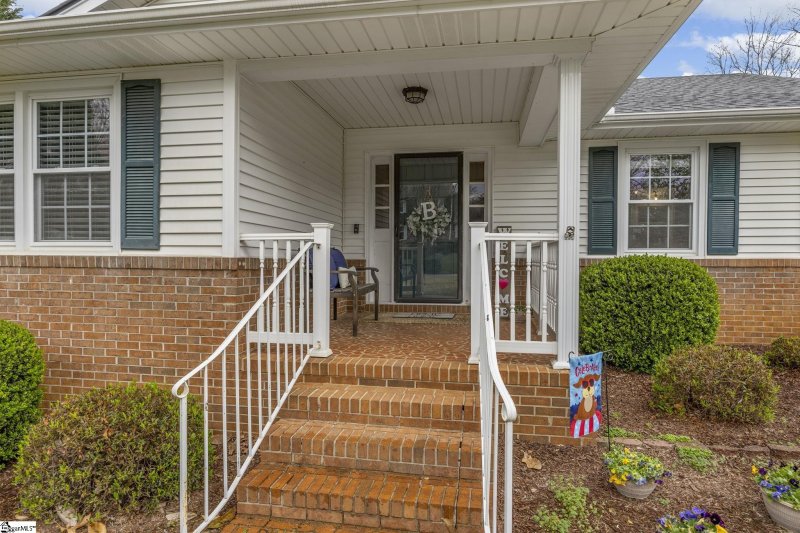 Property image 4 at 205 Connecticut Drive, Greenville, SC 29615