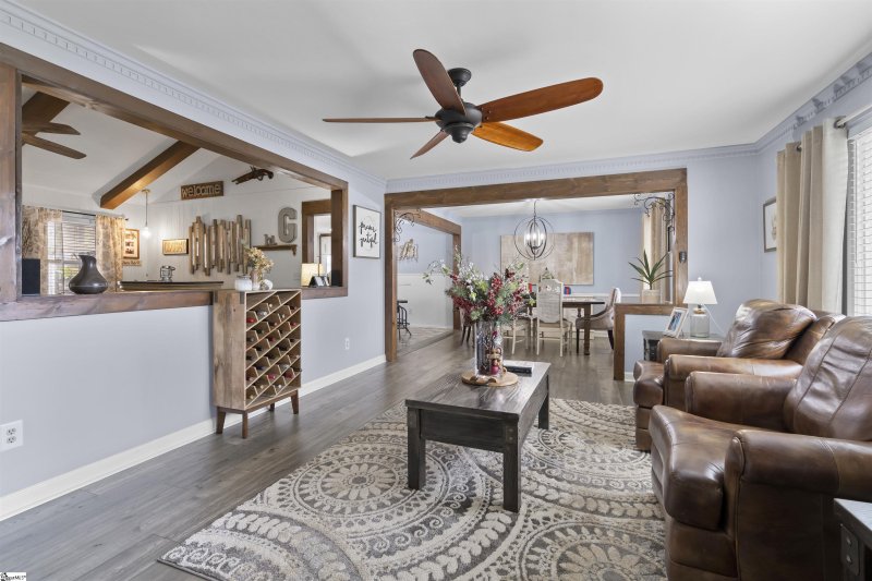 Property image 2 at 903 Taylor Road, Greer, SC 29651