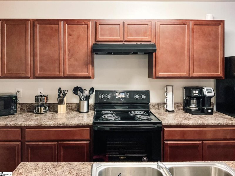 Property image 4 at 131 Evonshire Boulevard, Anderson, SC 29621