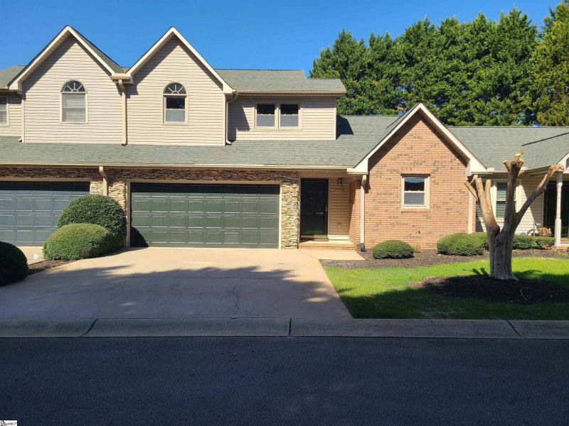 100 C Pinnacle Lane