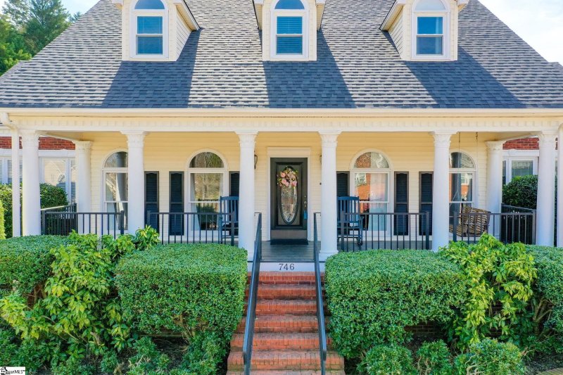 Property image 3 at 746 Shefwood Drive, Easley, SC 29642