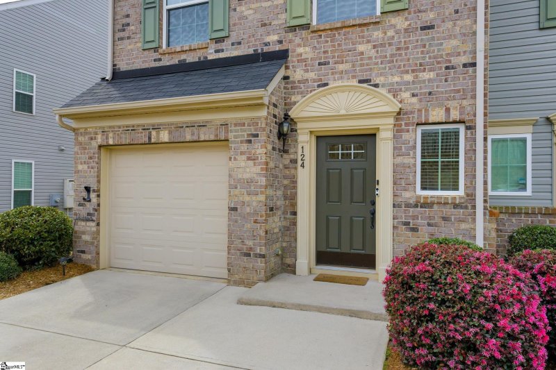 Property image 2 at 124 Awendaw Way, Greenville, SC 29607