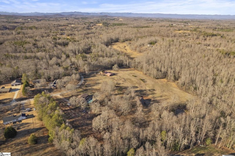 Property image 4 at 405 Dove Hill Circle, Easley, SC 29640