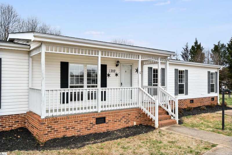 Property image 5 at 312 Talon Way, Boiling Springs, SC 29316