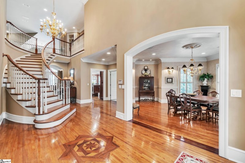 Property image 3 at 10 Futura Court, Greer, SC 29650