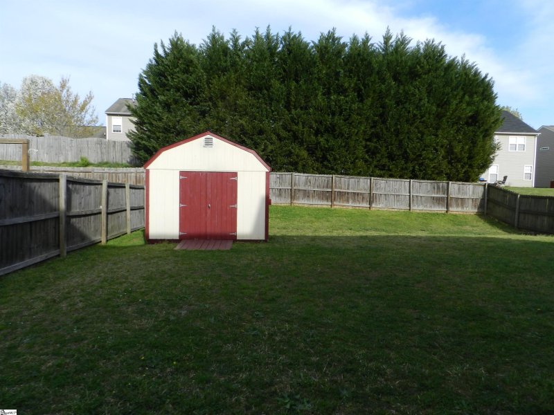Property image 2 at 8 Sunfield Court, Greer, SC 29650