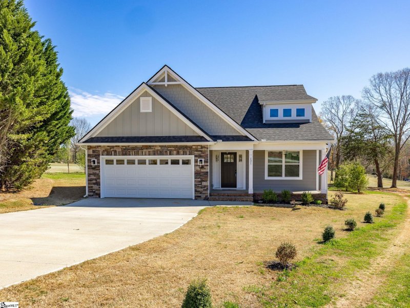 121 Royal Troon