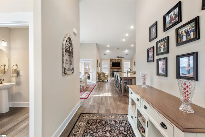 Property image 5 at 402 Kelby Street, Travelers Rest, SC 29690