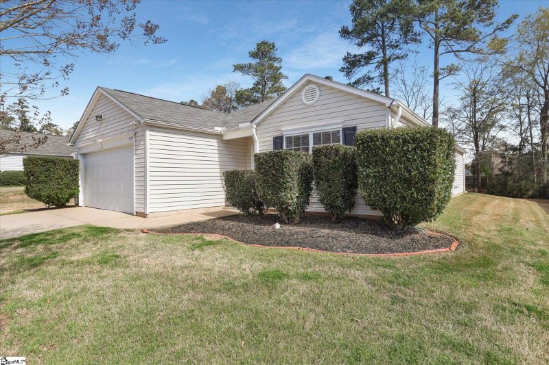 Property image 2 at 7 Parkgate Court, Simpsonville, SC 29680