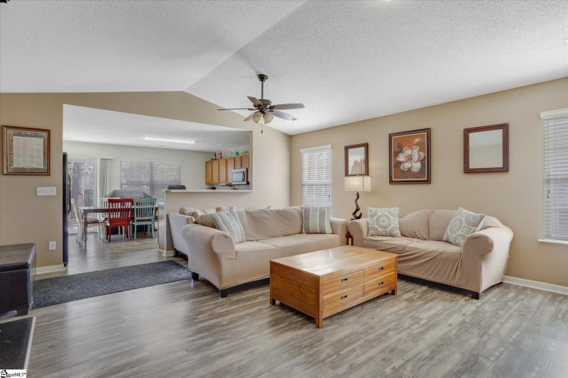 Property image 3 at 7 Parkgate Court, Simpsonville, SC 29680