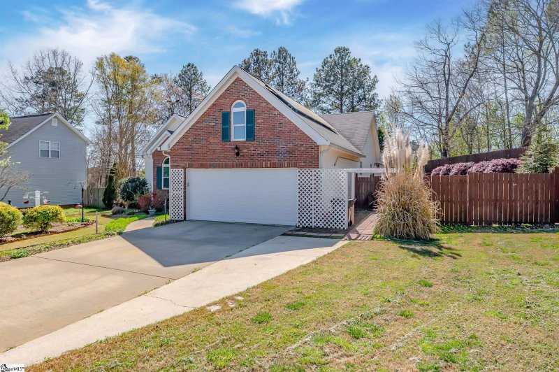 Property image 2 at 112 Windy Meadow Way, Simpsonville, SC 29680