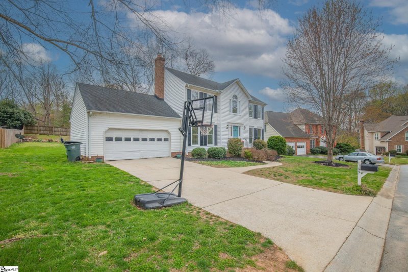 Property image 3 at 109 Coley Way, Greenville, SC 29615-5800