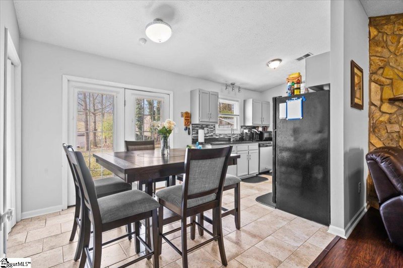 Property image 4 at 5 Carversham Row Court, Piedmont, SC 29673