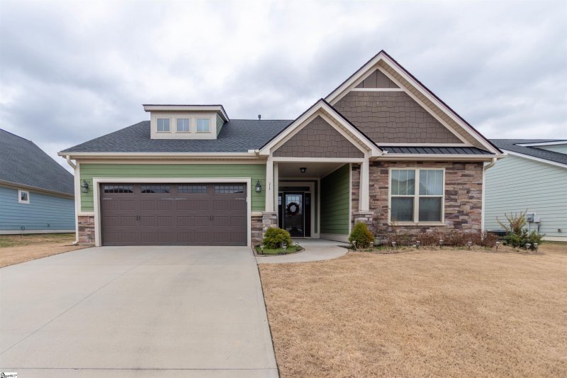 11 BISHOP LAKE Way