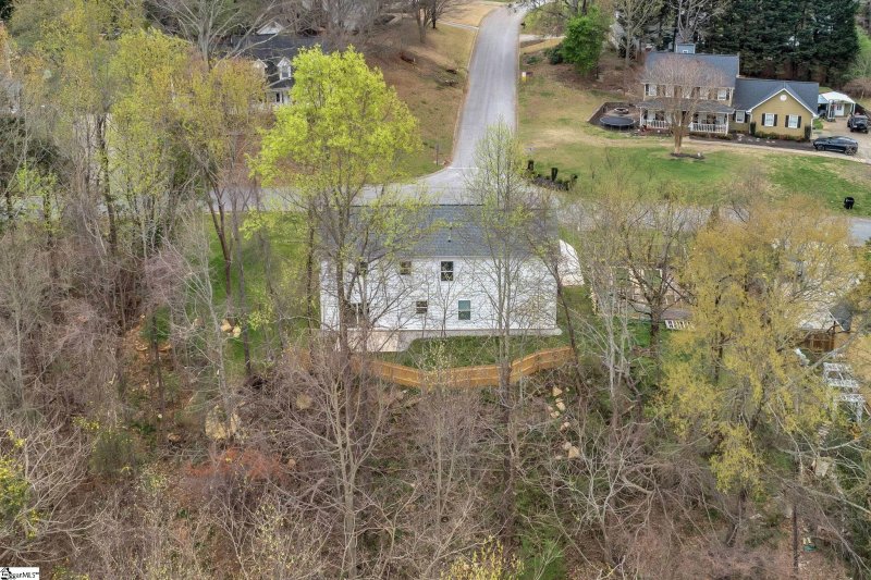 Property image 3 at 122 Hunters Woods Drive, Simpsonville, SC 29680