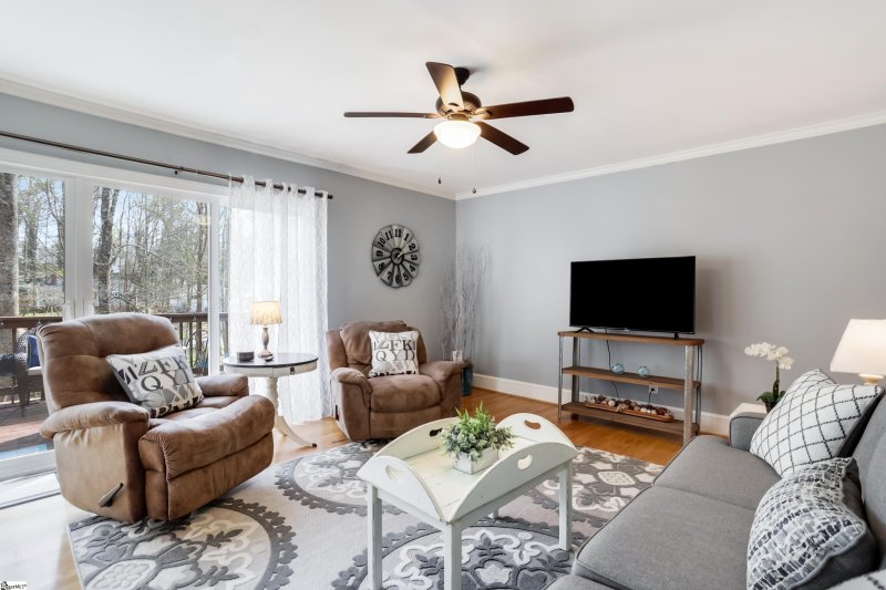 Property image 5 at 132 Dellwood Drive, Greenville, SC 29609