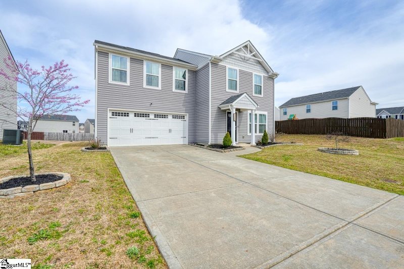 Property image 3 at 23 Maplestead Farms Court, Greenville, SC 29617-1561