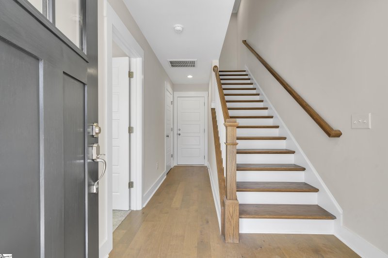 Property image 3 at 13 Keat Avenue, Greenville, SC 29601