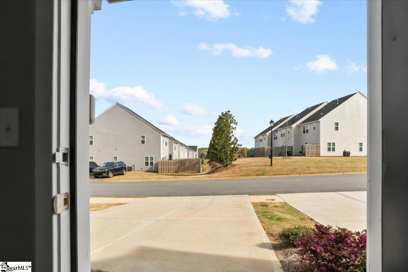 Property image 3 at 510 Huntingdale Place, Simpsonville, SC 29681