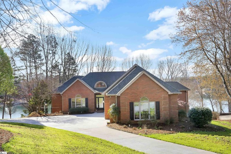 Property image 3 at 303 Amethyst Way, Seneca, SC 29672